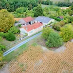 Maison De Ferme